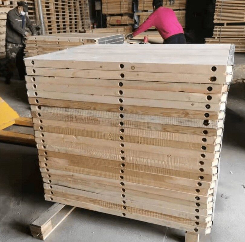 Wooden Pallet for Concrete Block Making Machine and Tuff Tile
